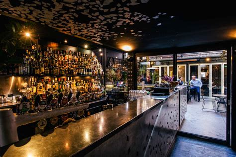 cool bars in melbourne city.